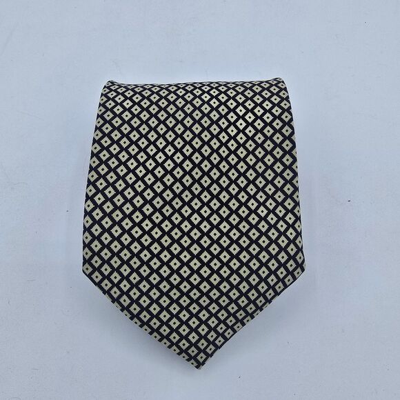Mens Necktie 100% Polyester UTY Made USA Fabric Geometric Pattern 60 X 4 Inch - Picture 1 of 6